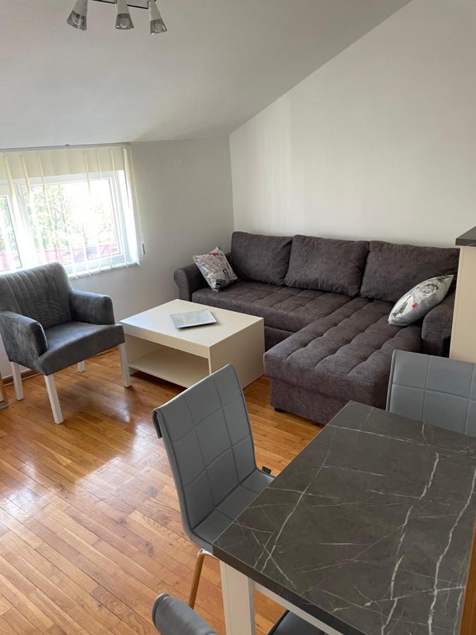 Appartamento Lara Banja Luka Esterno foto
