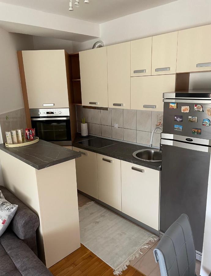 Appartamento Lara Banja Luka Esterno foto